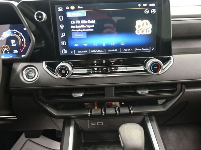 Used 2024 Chevrolet Colorado W/T w/ Safety Package image 10