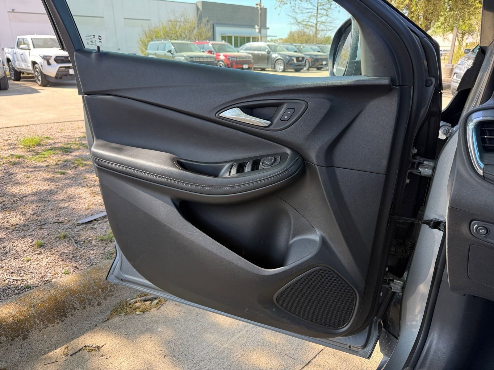 Used 2025 Buick Encore GX Preferred image 18