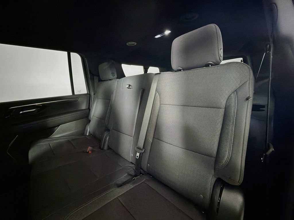 New 2026 Chevrolet Suburban LS w/ Max Trailering Package AWD/4WD image 17
