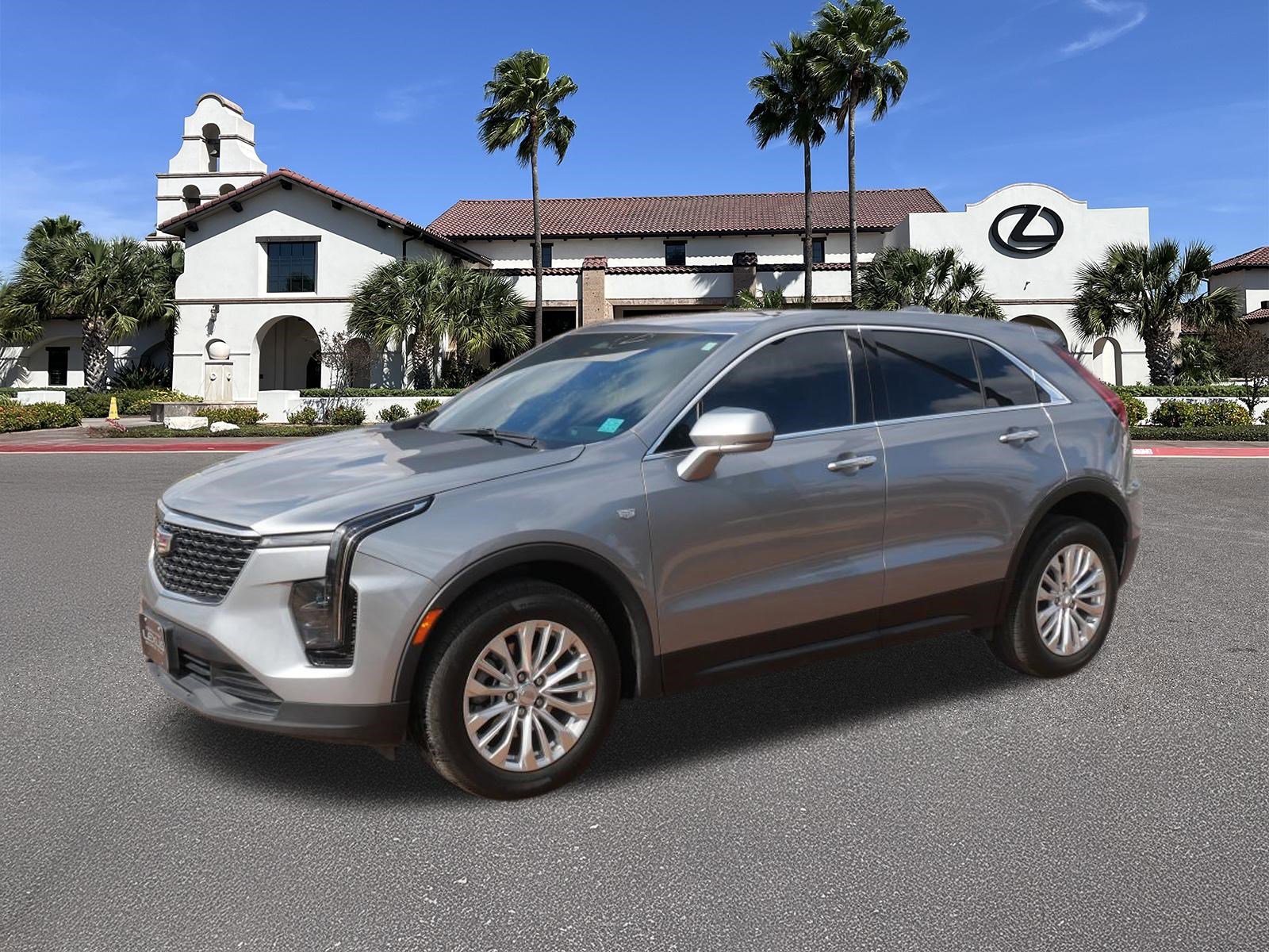 Used 2024 Cadillac XT4 Luxury image 5