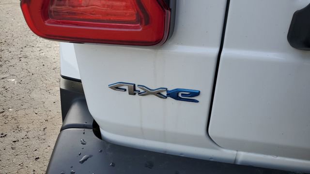 Certified 2022 Jeep Wrangler Unlimited Sahara w/ Cold Weather Group image 29