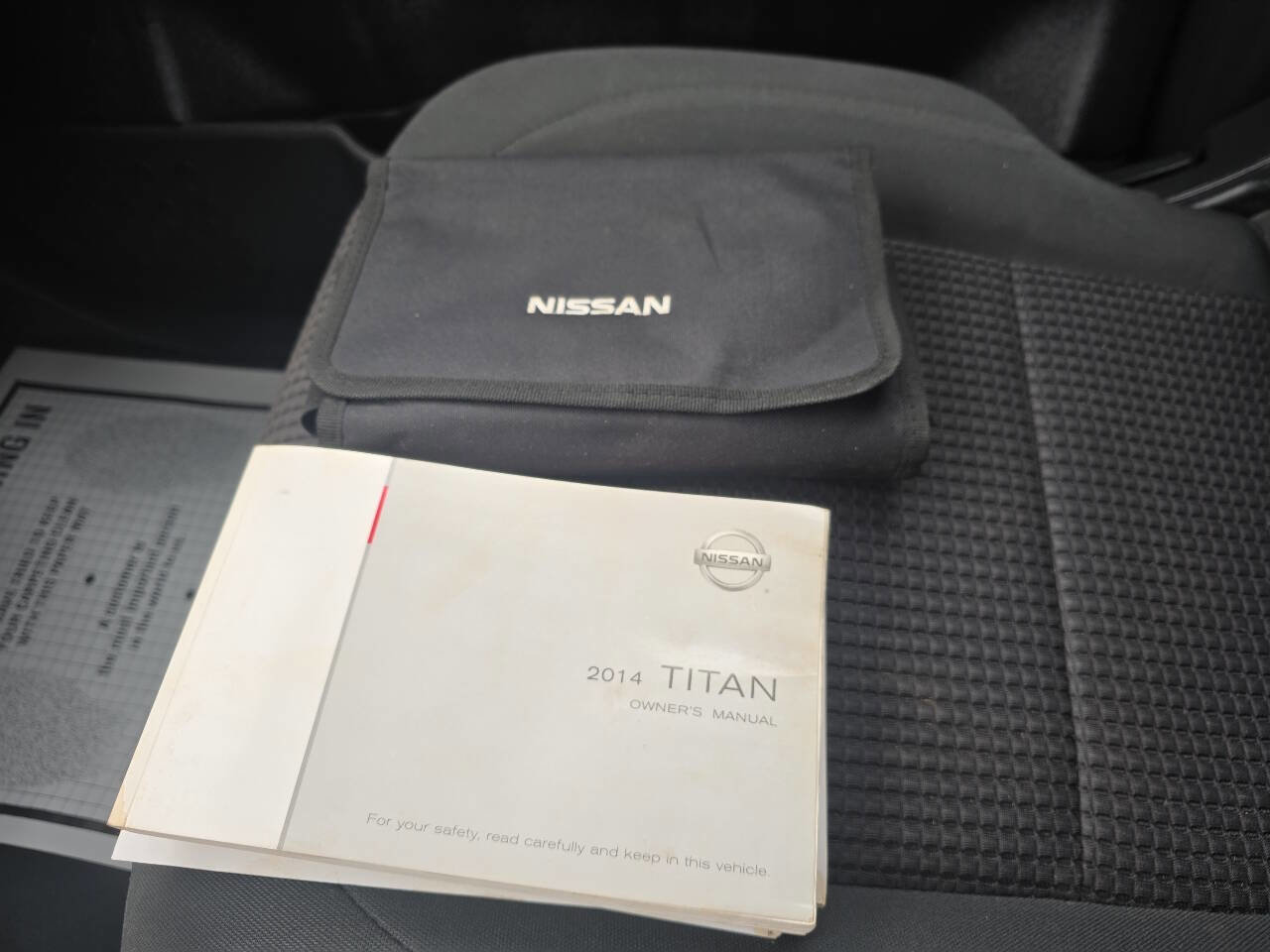 Used 2014 Nissan Titan SV w/ SV Premium Utility Package image 41