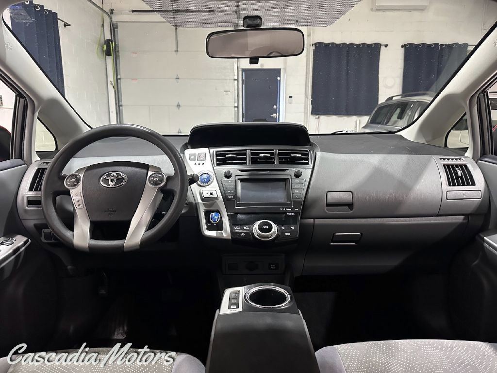 Used 2012 Toyota Prius V Three image 17