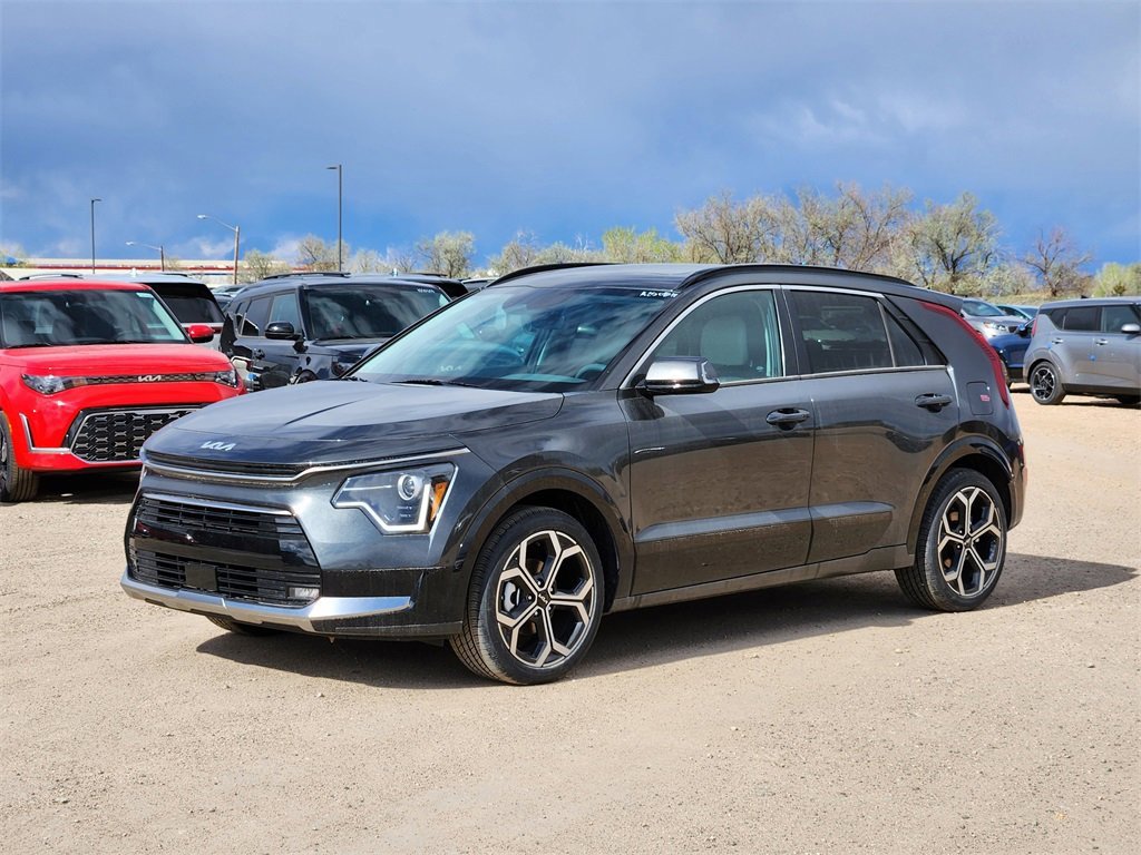New 2025 Kia Niro EX Touring image 4