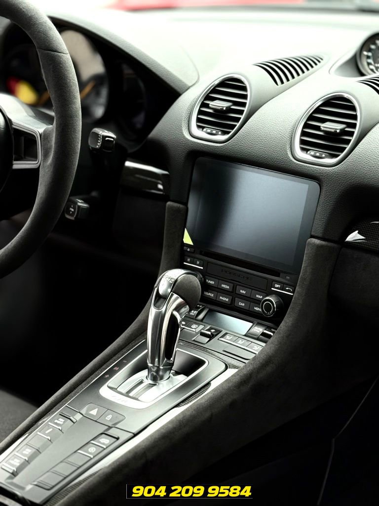 Used 2021 Porsche 718 Cayman GT4 RWD image 27
