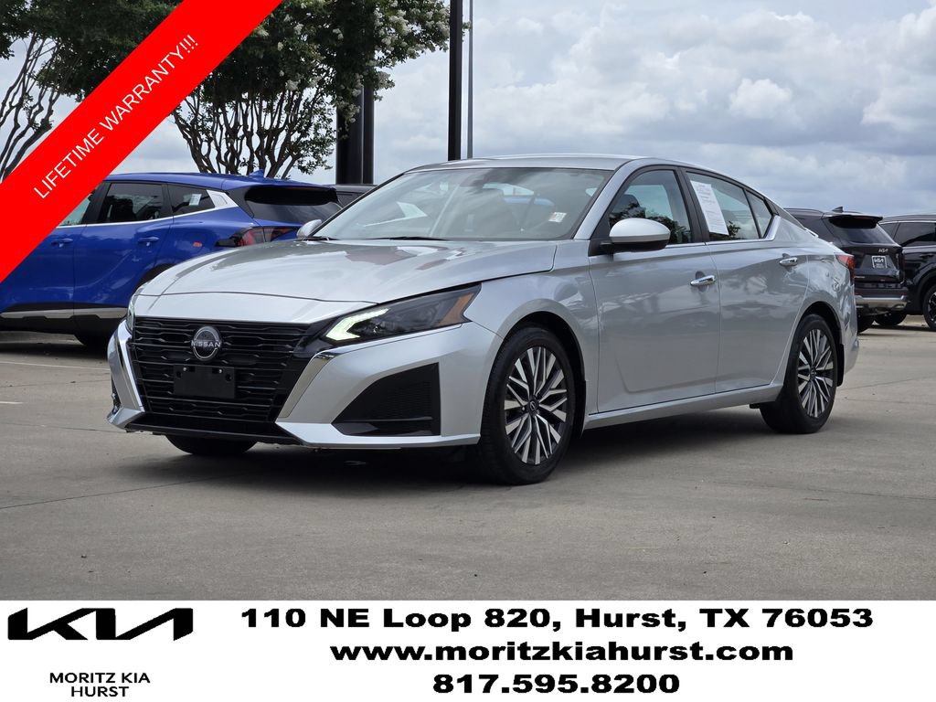 Used 2023 Nissan Altima 2.5 SV FWD image 2