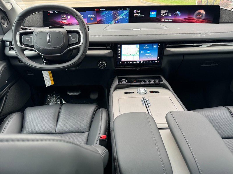 New 2025 Lincoln Navigator L Reserve image 9