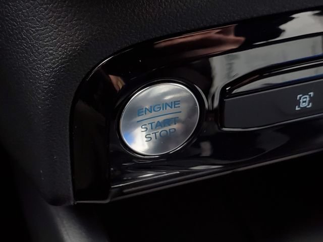 Used 2024 Ford Escape ST-Line w/ Tech Pack #1 AWD/4WD image 24