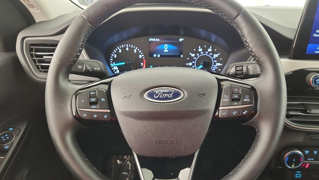 Used 2022 Ford Escape SEL image 12