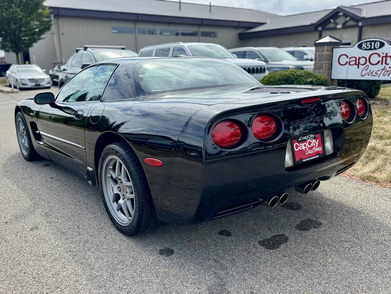 Used 2004 Chevrolet Corvette Z06 w/ Memory Package image 8