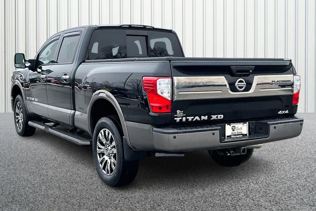 Used 2018 Nissan Titan Platinum Reserve image 4