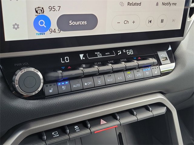 Used 2025 Toyota Sequoia SR5 image 22