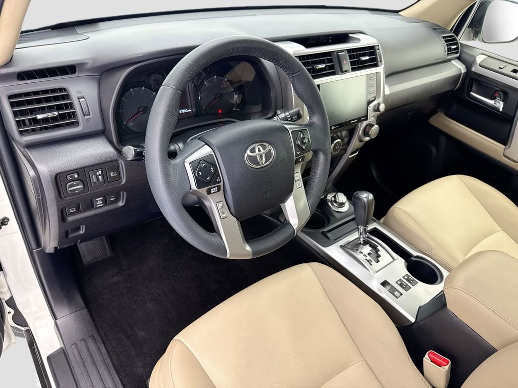 Used 2022 Toyota 4Runner SR5 Premium w/ Moonroof Package AWD/4WD image 9