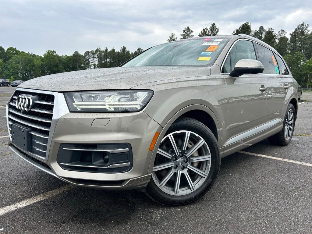 Used 2017 Audi Q7 3.0T Prestige AWD/4WD image 2