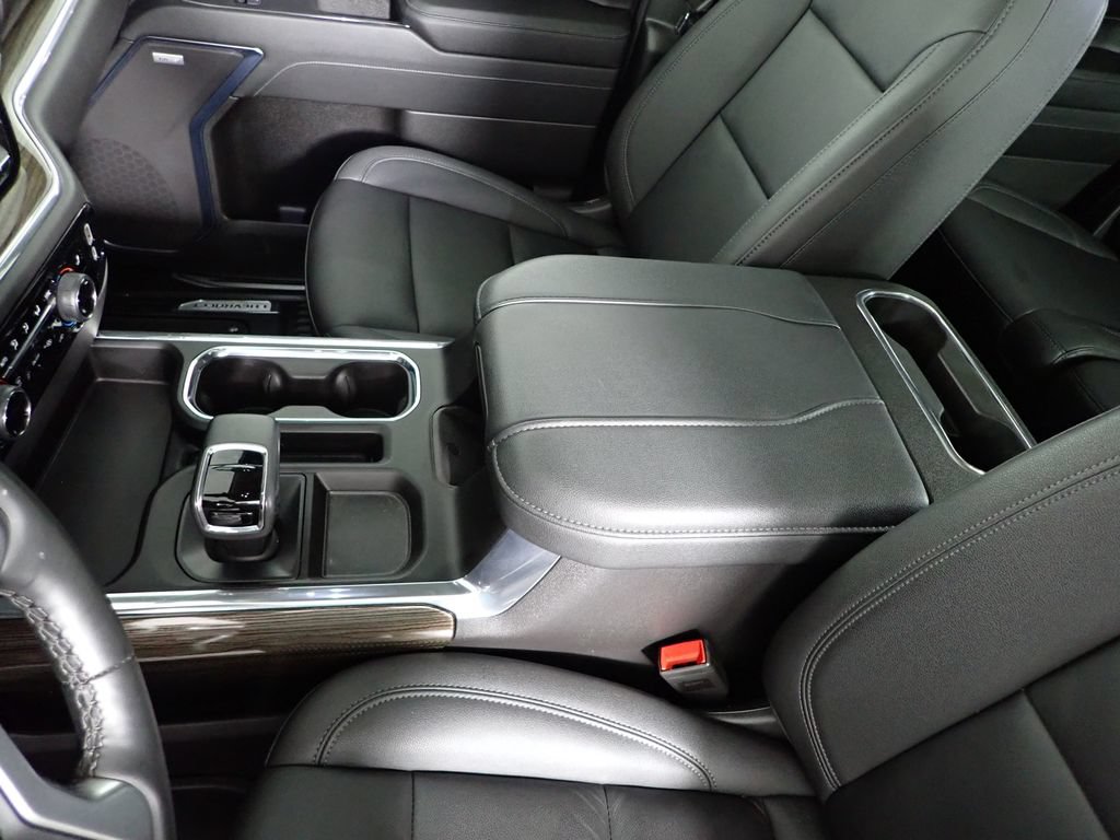 Used 2024 Chevrolet Silverado 1500 LT Trail Boss w/ Convenience Package II AWD/4WD image 32
