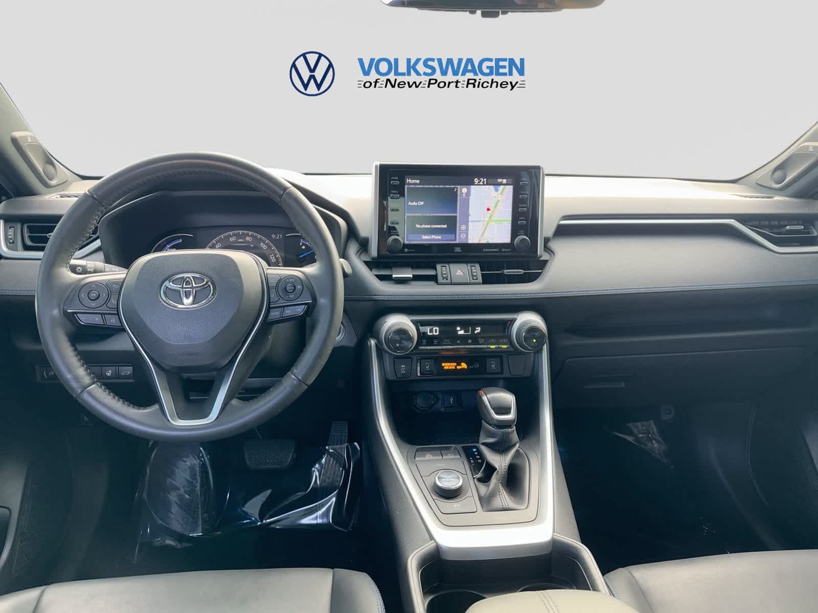 Used 2021 Toyota RAV4 XSE w/ XSE Grade Weather Package AWD/4WD image 20