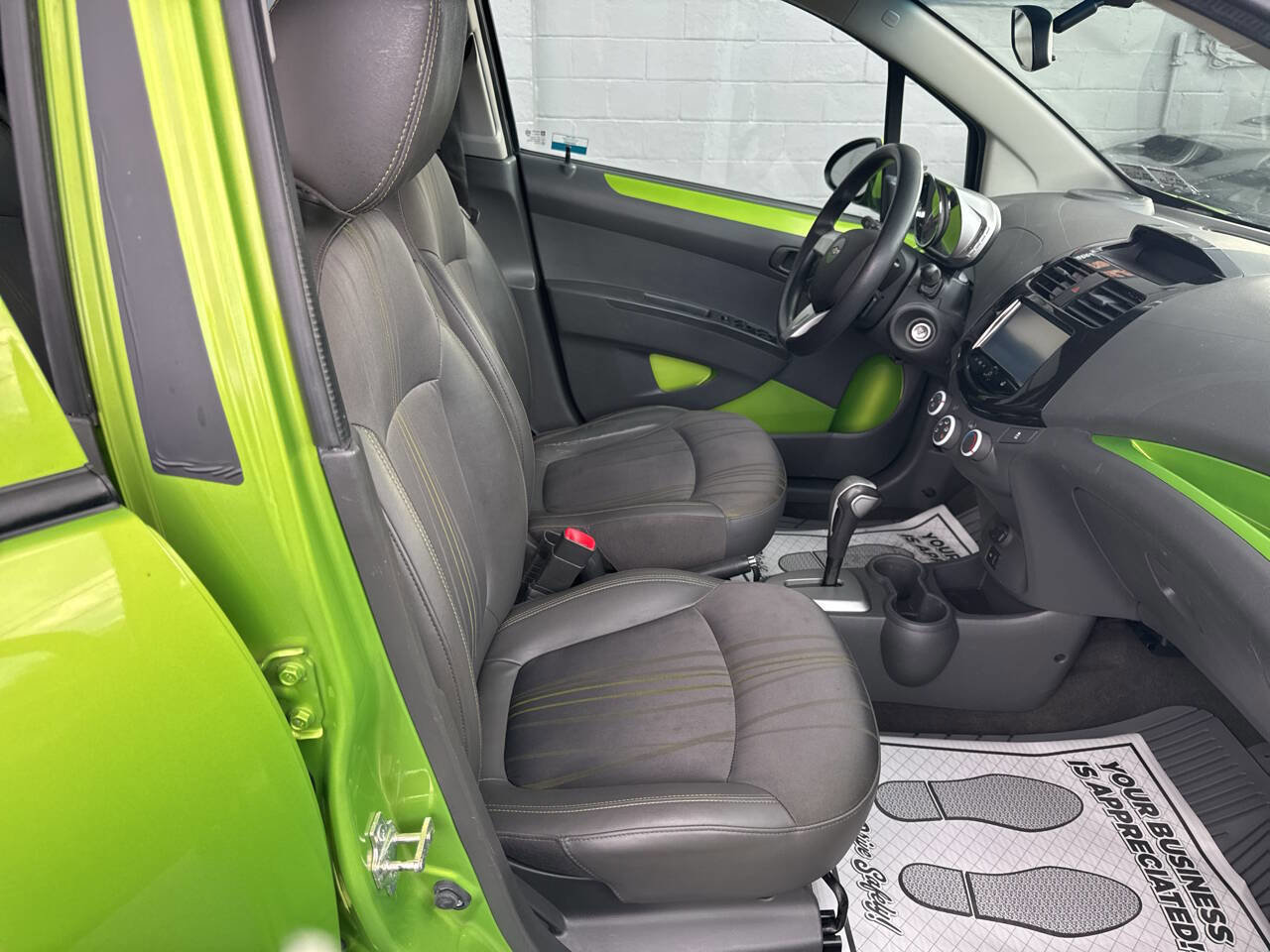 Used 2014 Chevrolet Spark LT FWD image 21