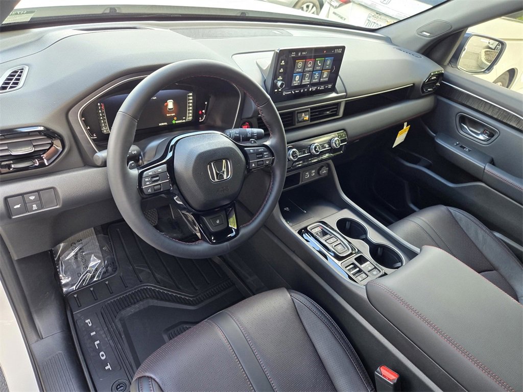 New 2025 Honda Pilot Black Edition image 18