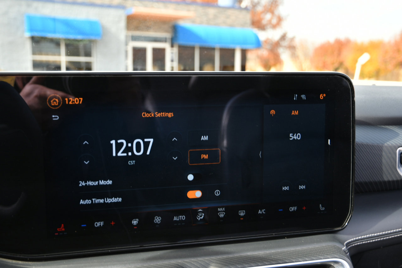 Used 2025 Ford Mustang Premium image 18