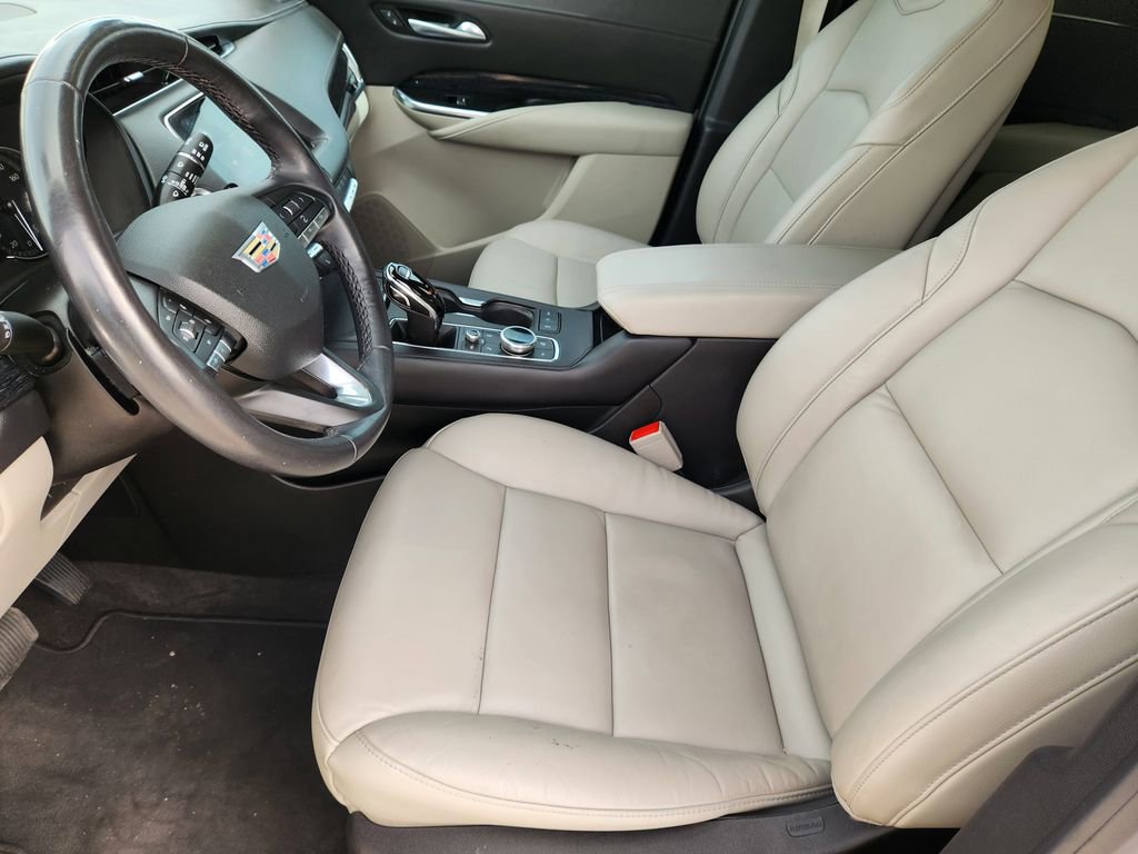 Certified 2023 Cadillac XT4 Premium Luxury w/ Cold Weather Package image 14