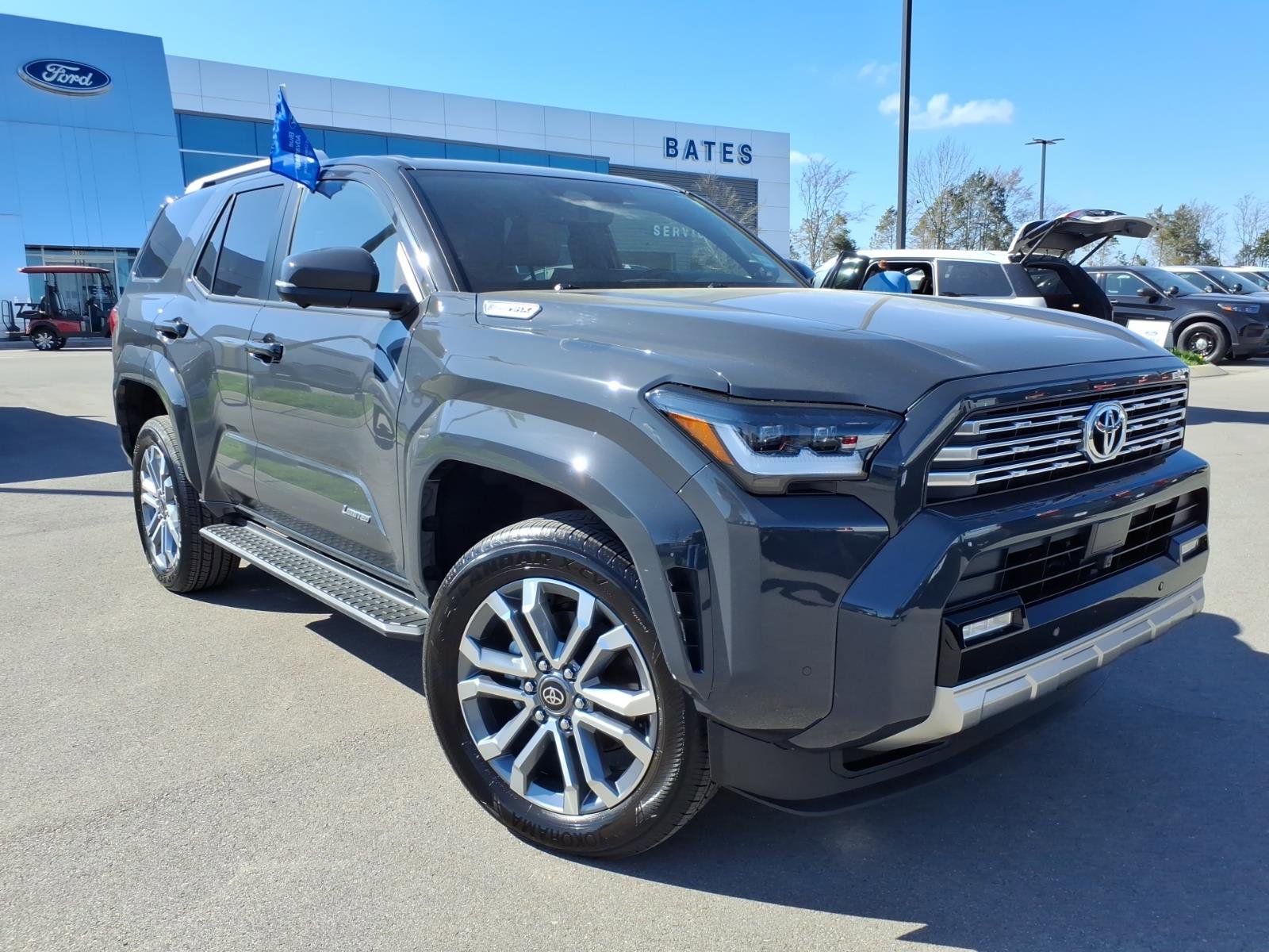Used 2025 Toyota 4Runner Limited AWD/4WD image 1