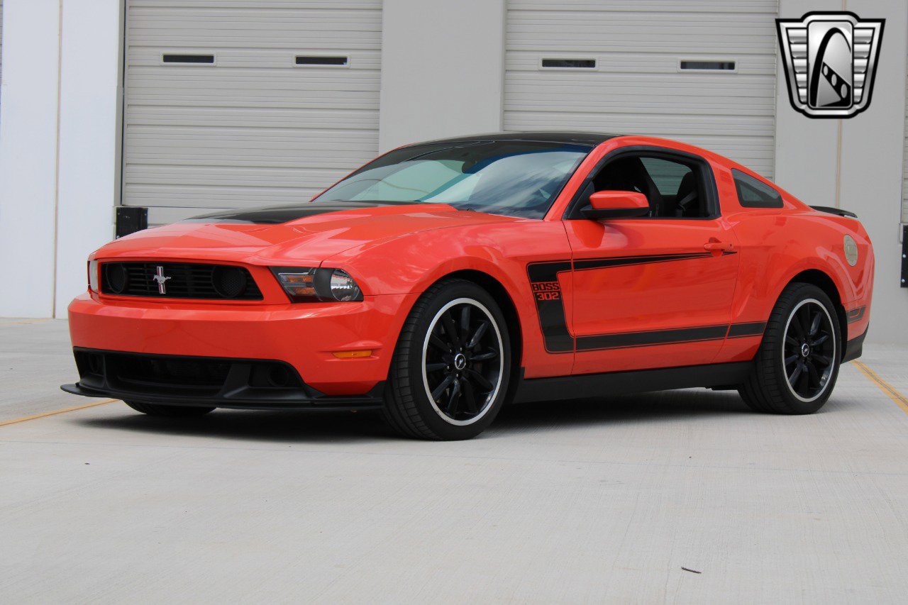 Used 2012 Ford Mustang Boss 302 w/ Boss 302 Accessory Pkg image 2