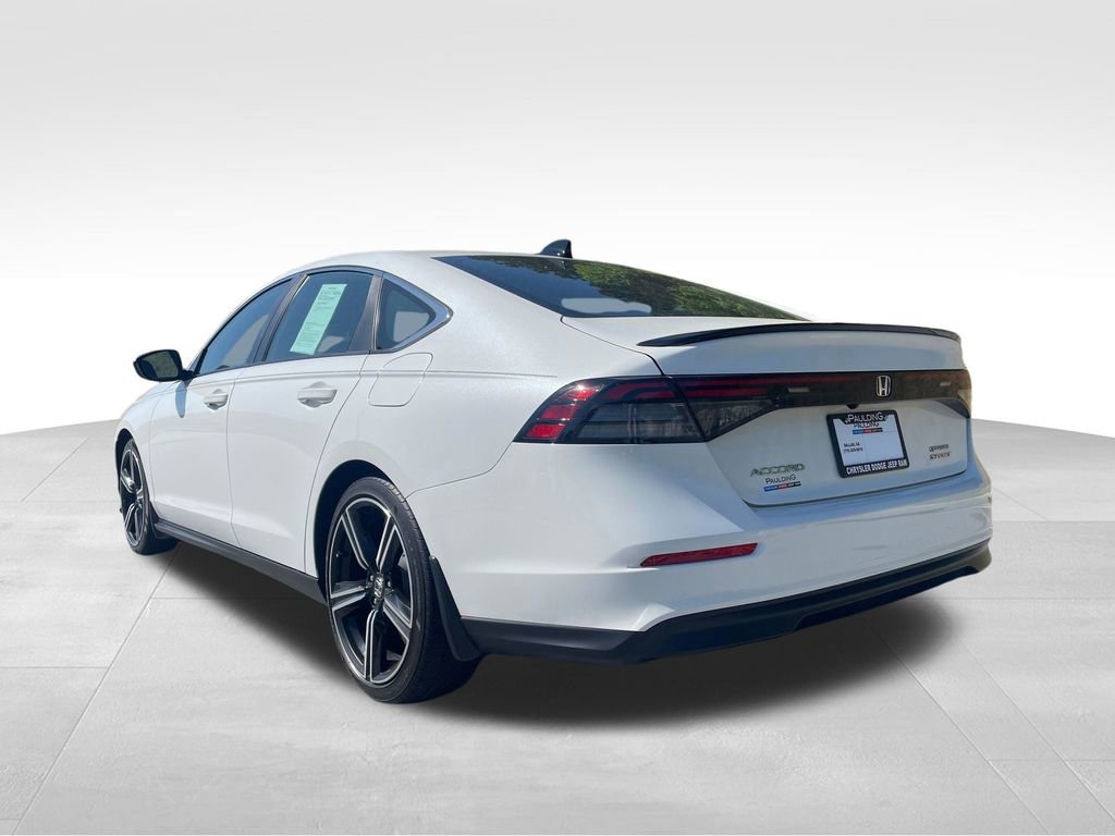 Used 2023 Honda Accord Sport image 7