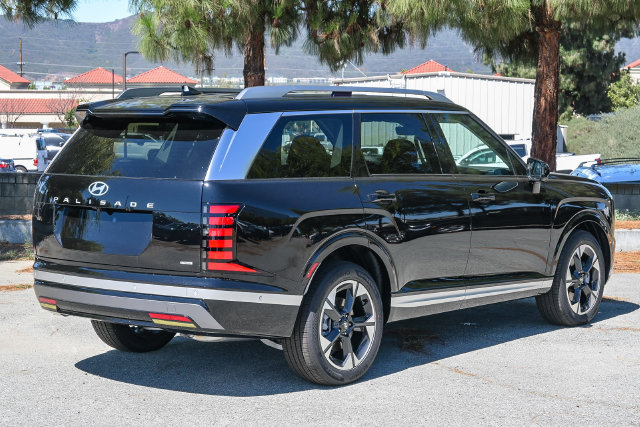 New 2026 Hyundai Palisade Limited AWD/4WD image 12