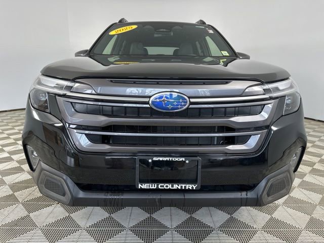 Used 2025 Subaru Forester Limited image 2