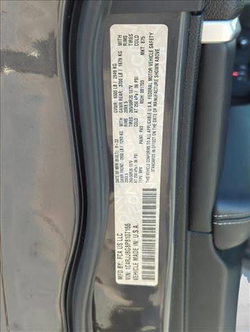 Used 2023 Jeep Grand Cherokee L Limited w/ Black Appearance Package image 27