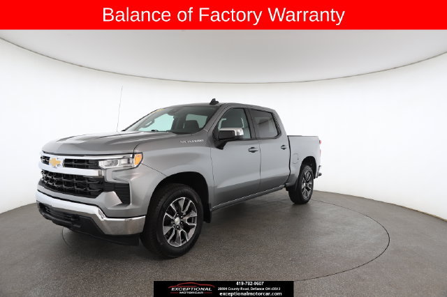 Used 2023 Chevrolet Silverado 1500 LT AWD/4WD image 2