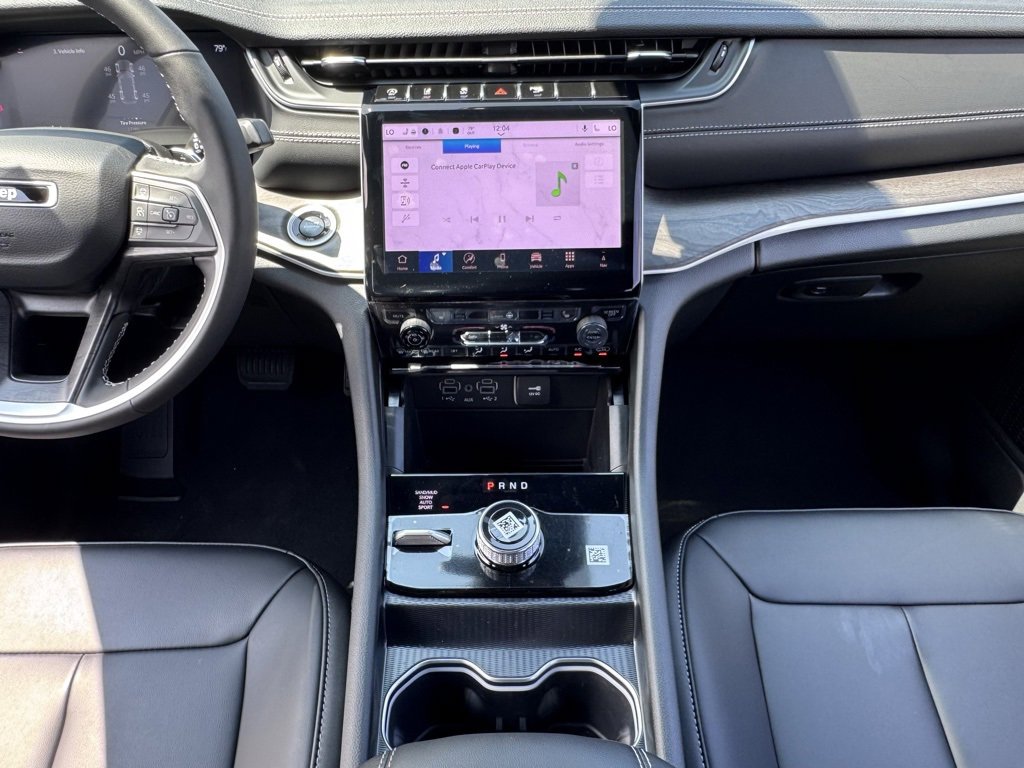 New 2025 Jeep Grand Cherokee Limited w/ Black Appearance Package image 11