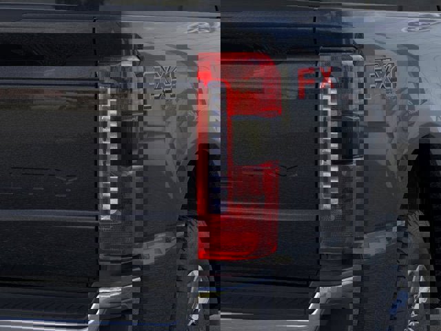 New 2026 Ford F250 Lariat w/ Chrome Package image 21