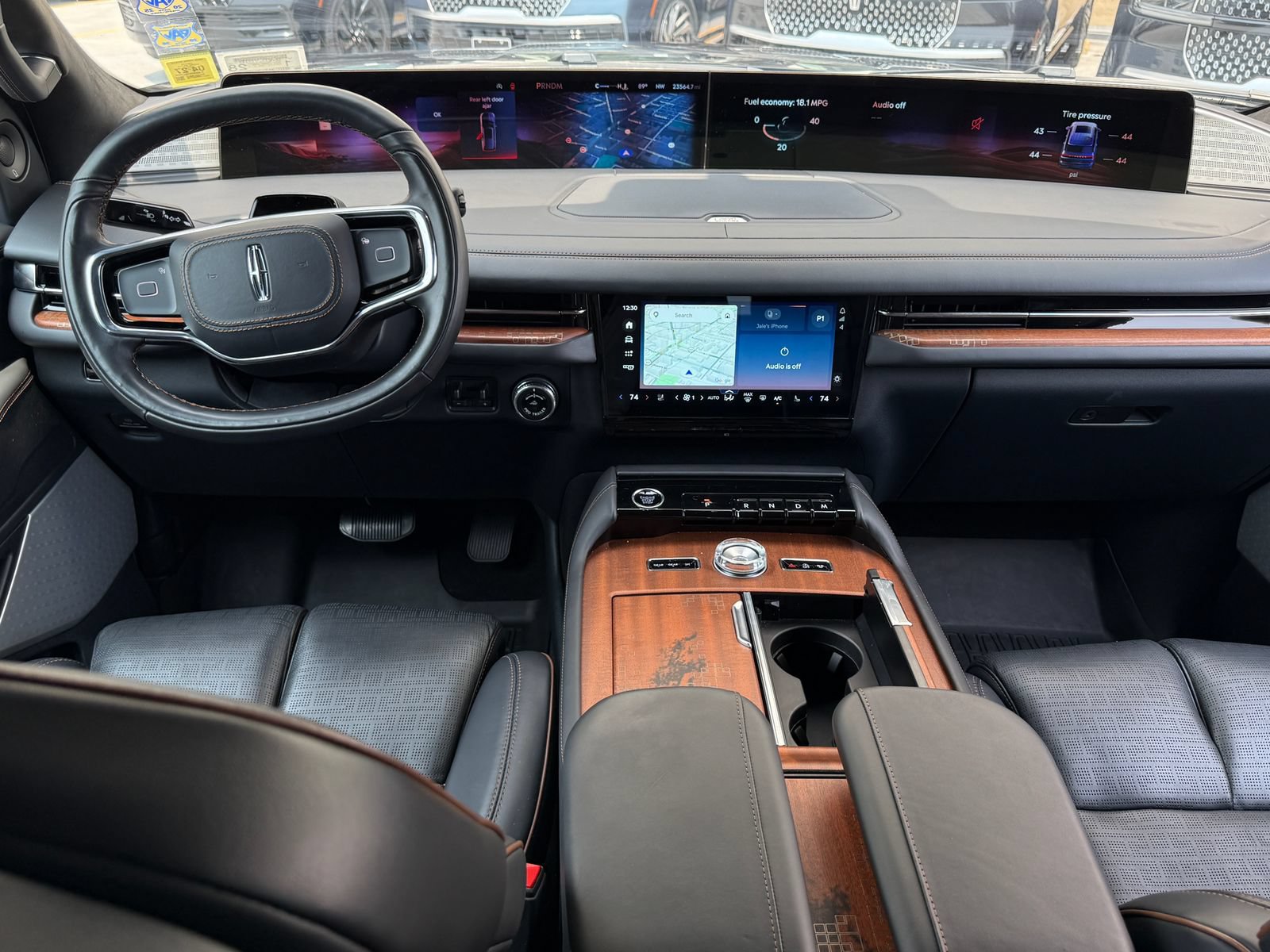 Certified 2025 Lincoln Navigator L Black Label AWD/4WD image 29