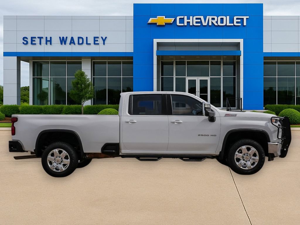 Used 2023 Chevrolet Silverado 2500 LT w/ Convenience Package image 8