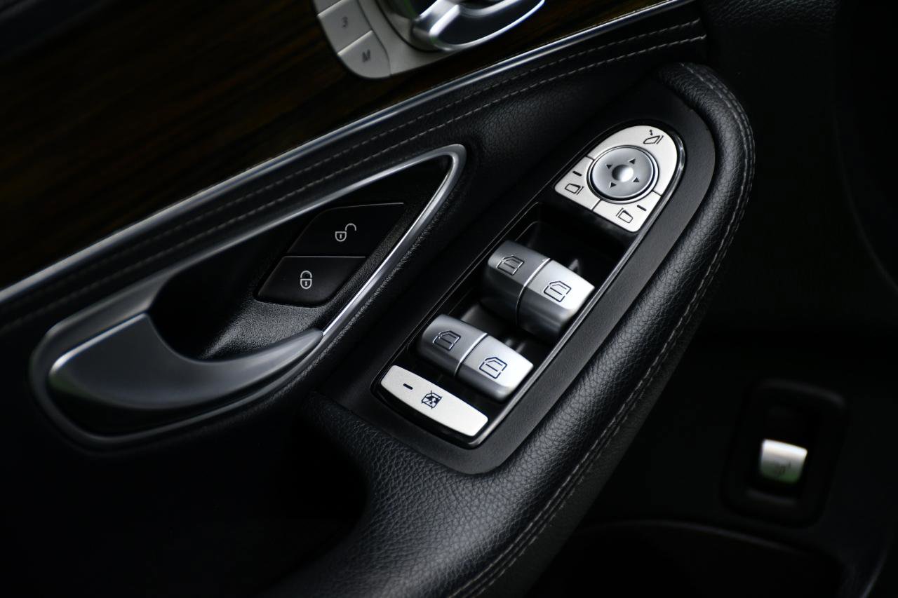 Used 2015 Mercedes-Benz C 300 Sedan w/ Premium 1 Package image 16