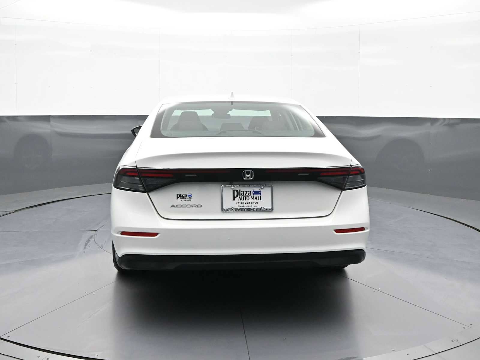 Used 2024 Honda Accord EX image 7