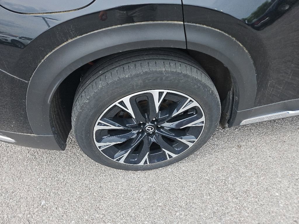 Used 2024 MAZDA CX-90 Plug-In Hybrid w/ Premium Pkg AWD/4WD image 11