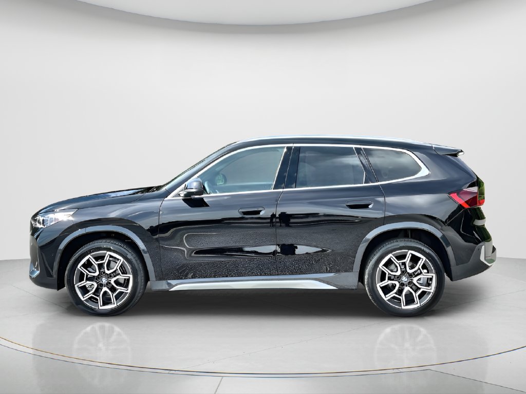 Certified 2025 BMW X1 xDrive28i w/ Technology Package AWD/4WD image 10