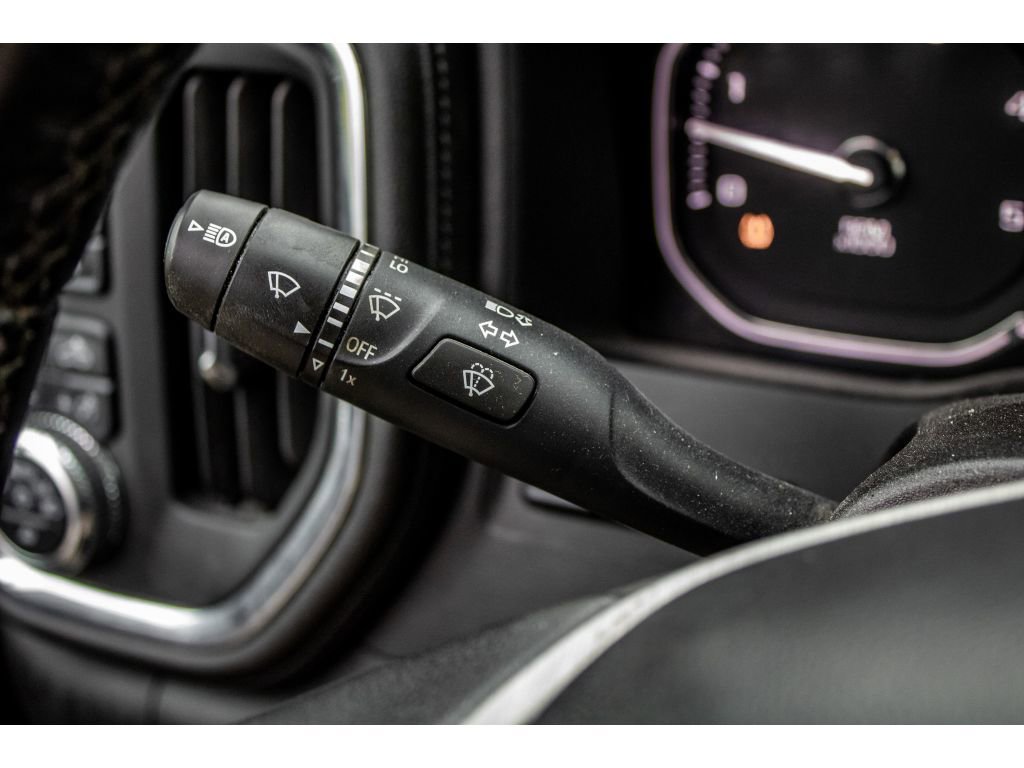 Used 2023 GMC Sierra 3500 Denali w/ Denali Ultimate Package image 28