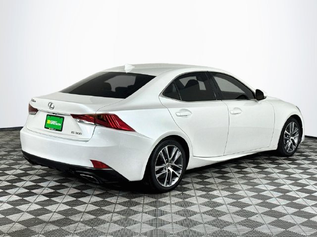 Used 2019 Lexus IS 300 RWD image 8