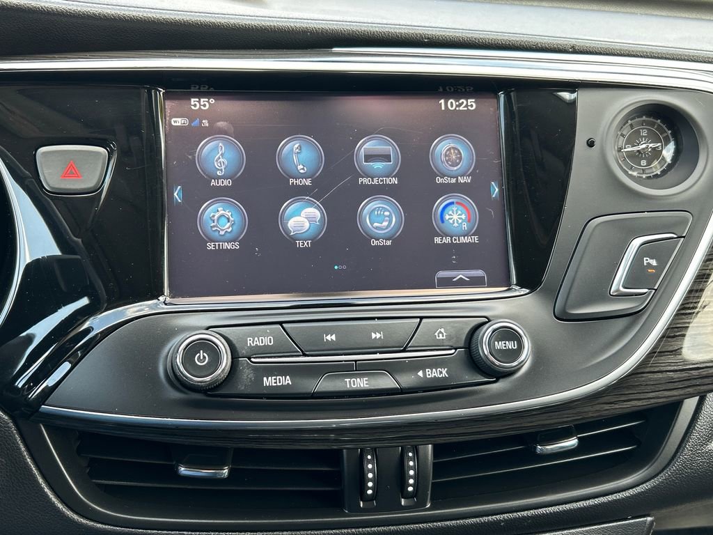 Used 2017 Buick Envision Essence FWD image 12