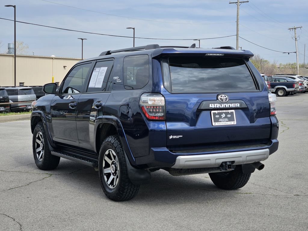 Used 2022 Toyota 4Runner TRD Off-Road image 3