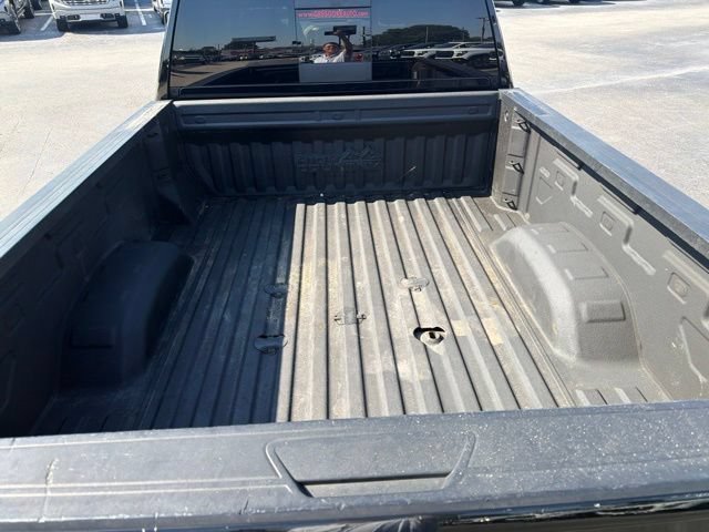 Used 2022 Chevrolet Silverado 2500 High Country w/ Z71 Off-Road Package AWD/4WD image 8