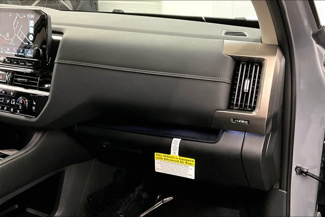 New 2025 Nissan Pathfinder Platinum w/ Lighting Package (N93) AWD/4WD image 34