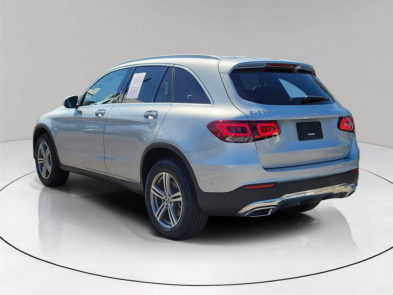 Certified 2022 Mercedes-Benz GLC 300 image 4