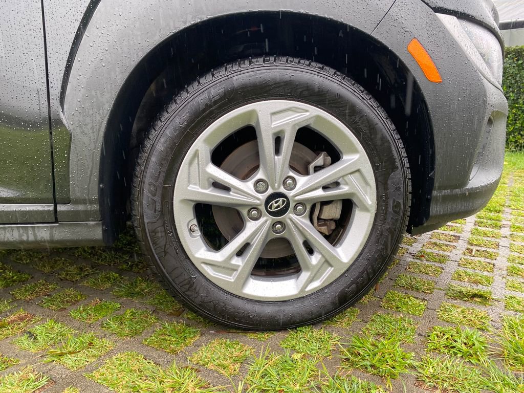 Certified 2022 Hyundai Kona SEL w/ Convenience Package image 9