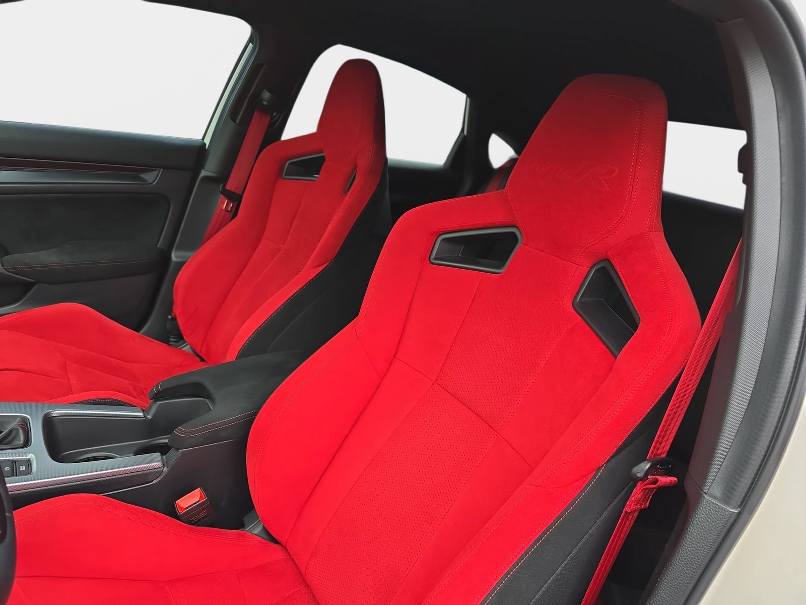 Used 2024 Honda Civic Type R image 10