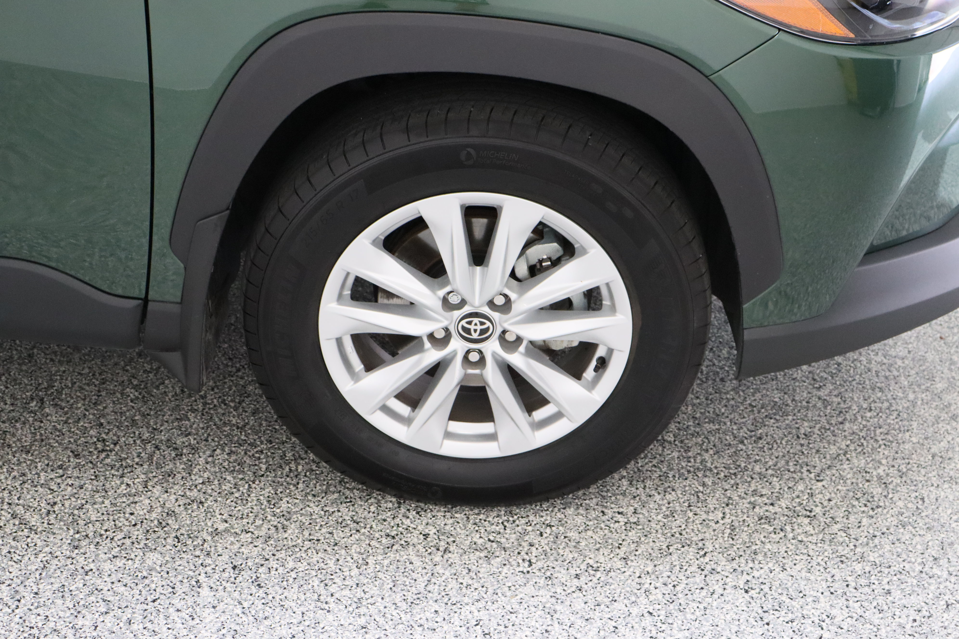 Certified 2026 Toyota Corolla Cross LE FWD image 5