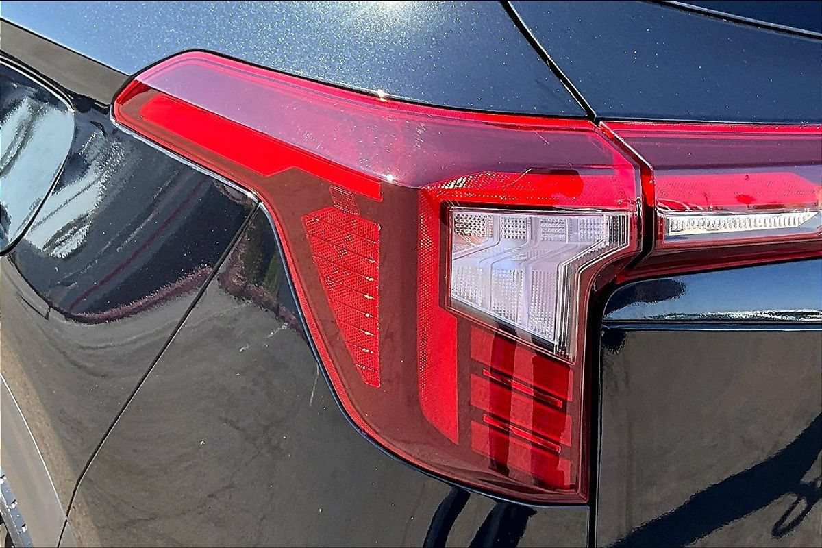 Used 2024 Kia Seltos S FWD image 16
